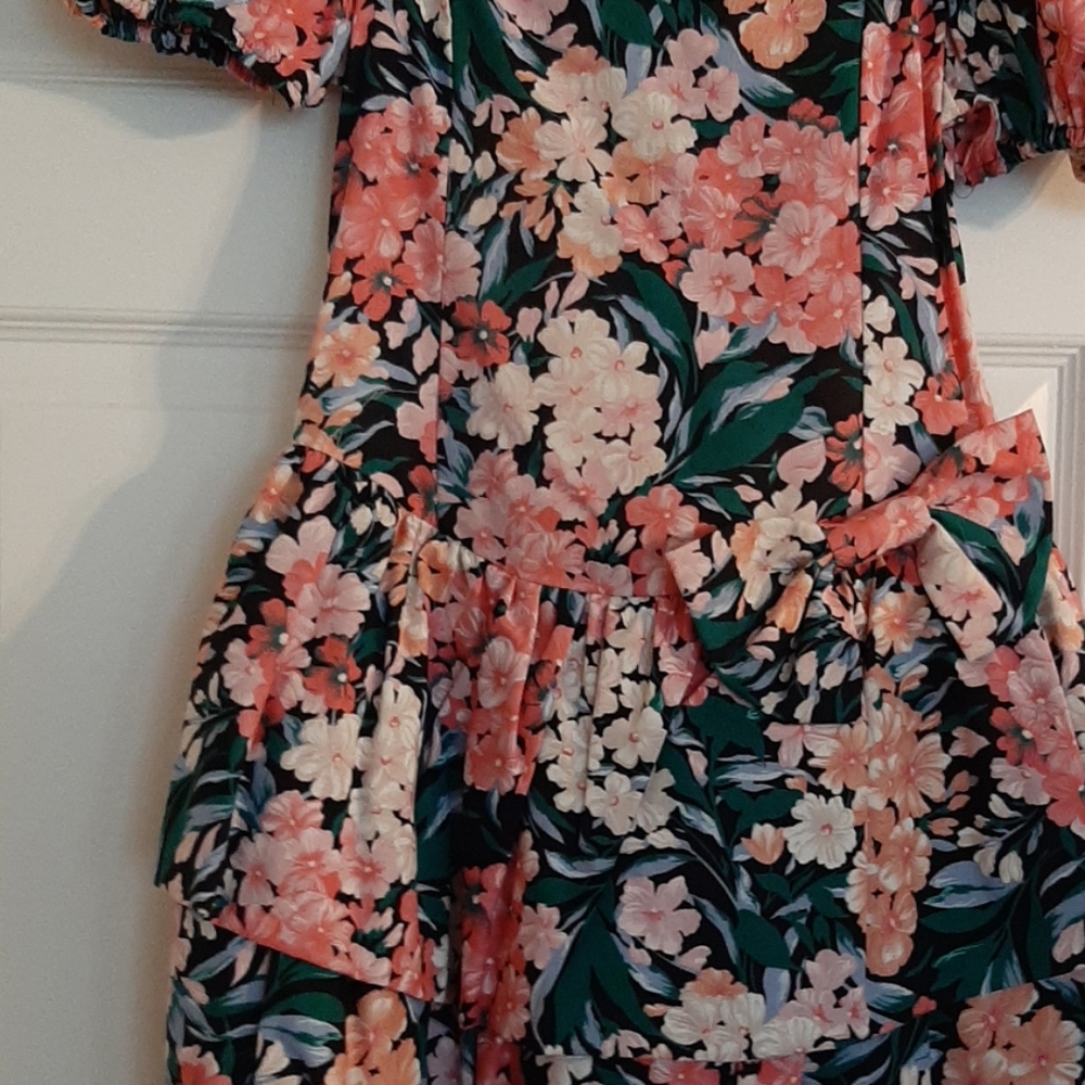 Girls dress